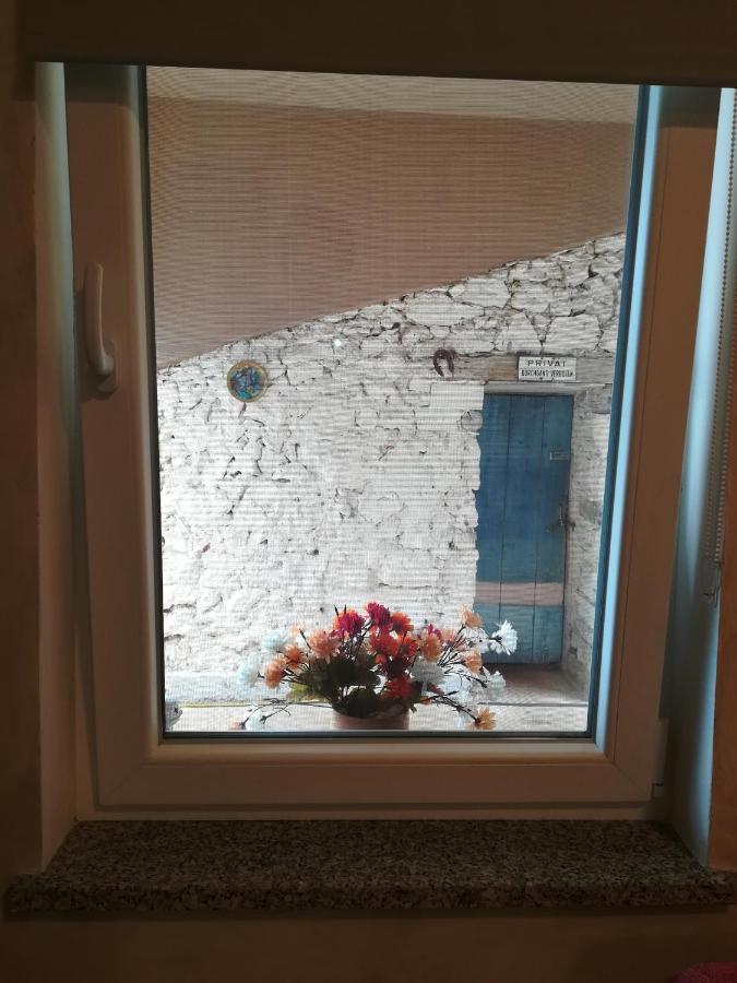 Apartman "Almond House 2" Pula Luaran gambar