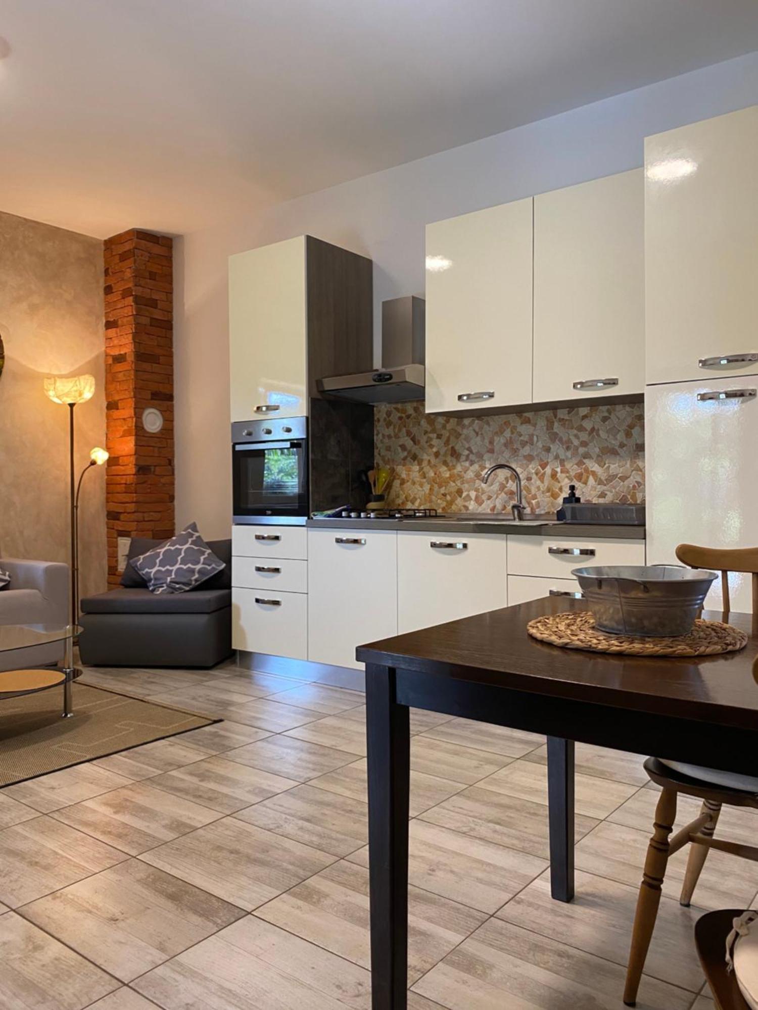 Apartman "Almond House 2" Pula Luaran gambar