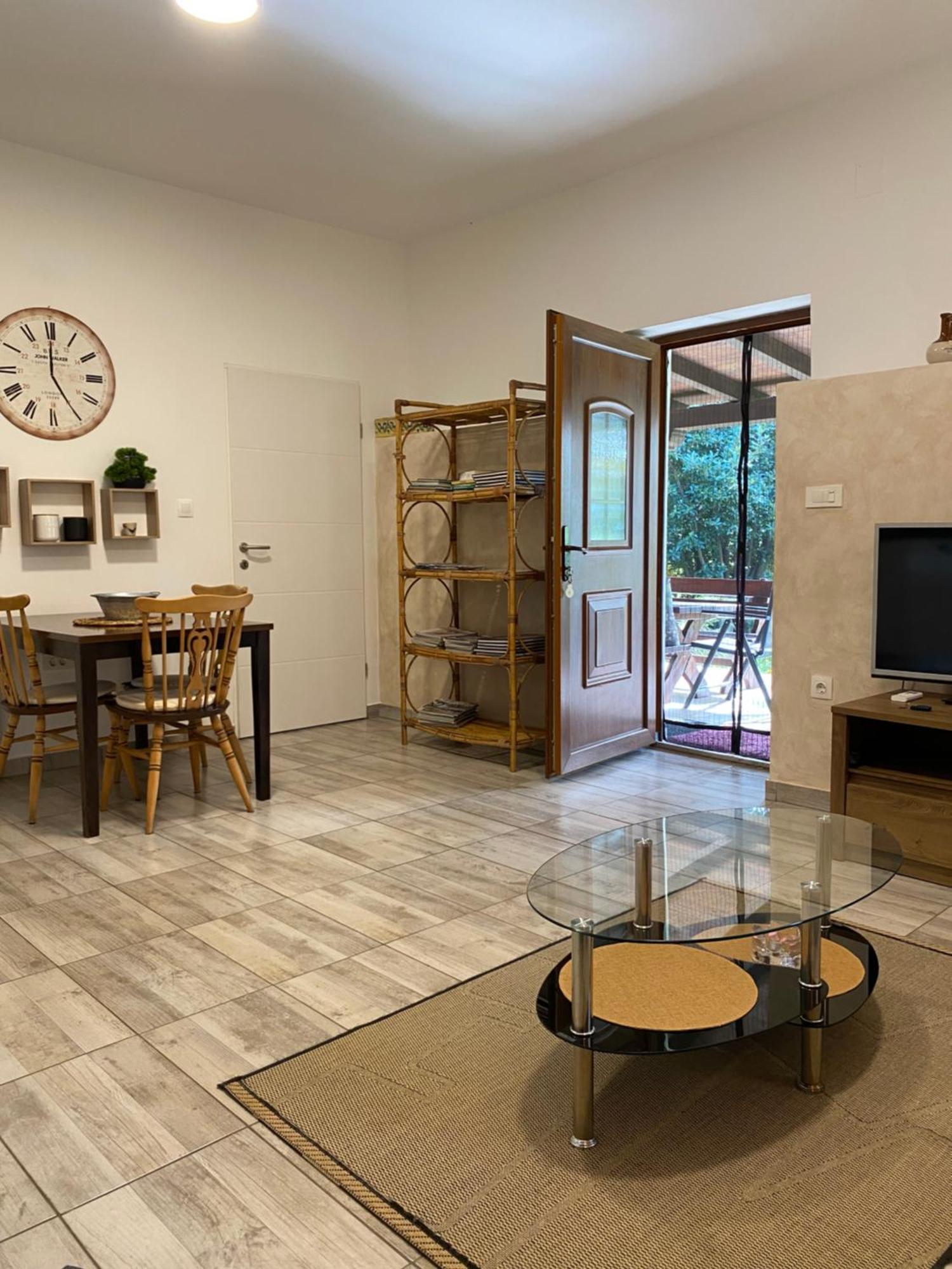 Apartman "Almond House 2" Pula Luaran gambar